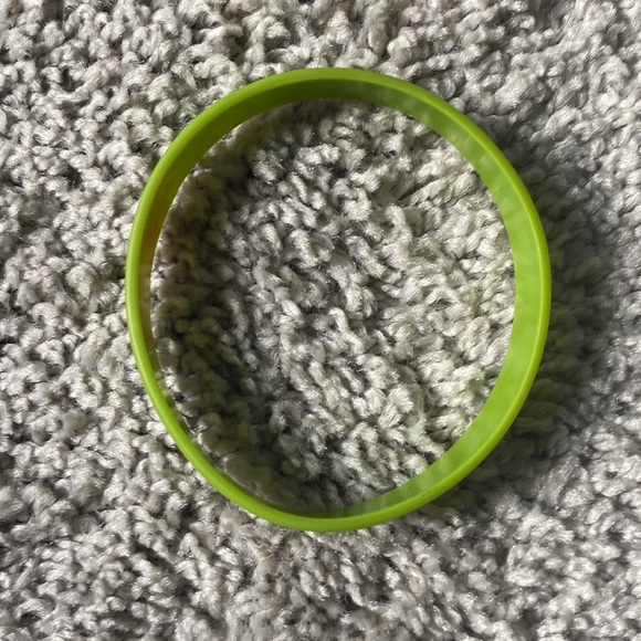 Bright green “Commitment to Graduate” silicone bracelet - Picture 4 of 15